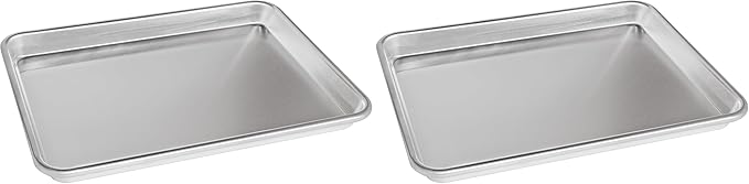 Fat Daddio's SP-QTR Natural Aluminum Quarter Sheet Pan by FatDaddios