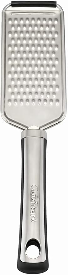 Cuisinart CTG-21-HG2 Chef’s Classic Pro Stainless Steel Hand Grater by Cuisinart