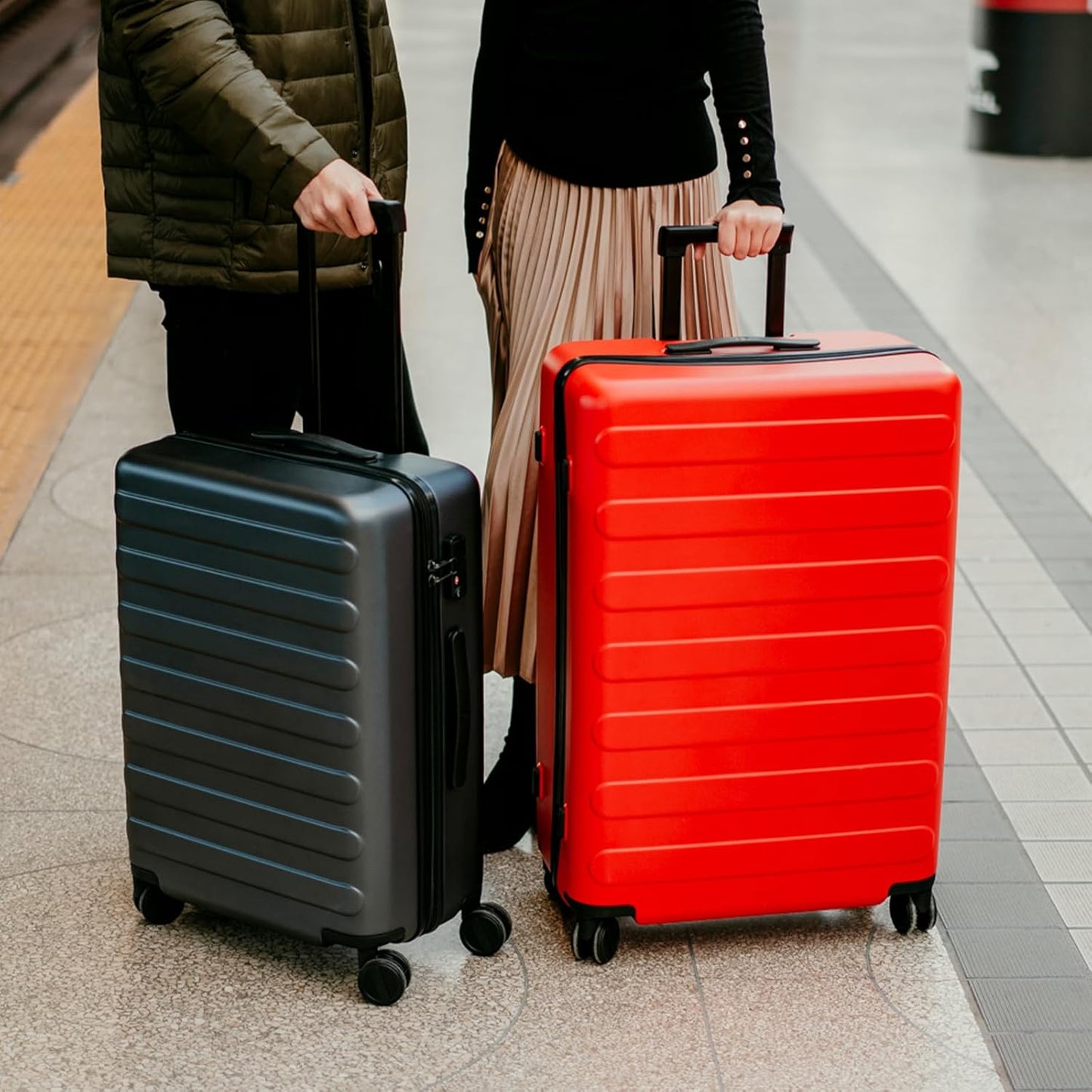 Carry on Luggage 22 X 14 X 9 Airline Approved, 20 Inch Luggage for 3-5 Days Travel, Double Spinner Wheels, 100% Hardshell PC, TSA Lock (06-Raspberry (Basic), Checked 24-Inch)