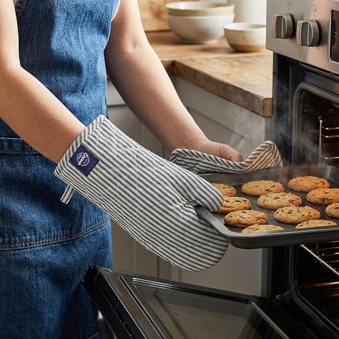 Encasa XO Heat Resistant 100% Cotton Oven Glove & Potholder Set - Image 7